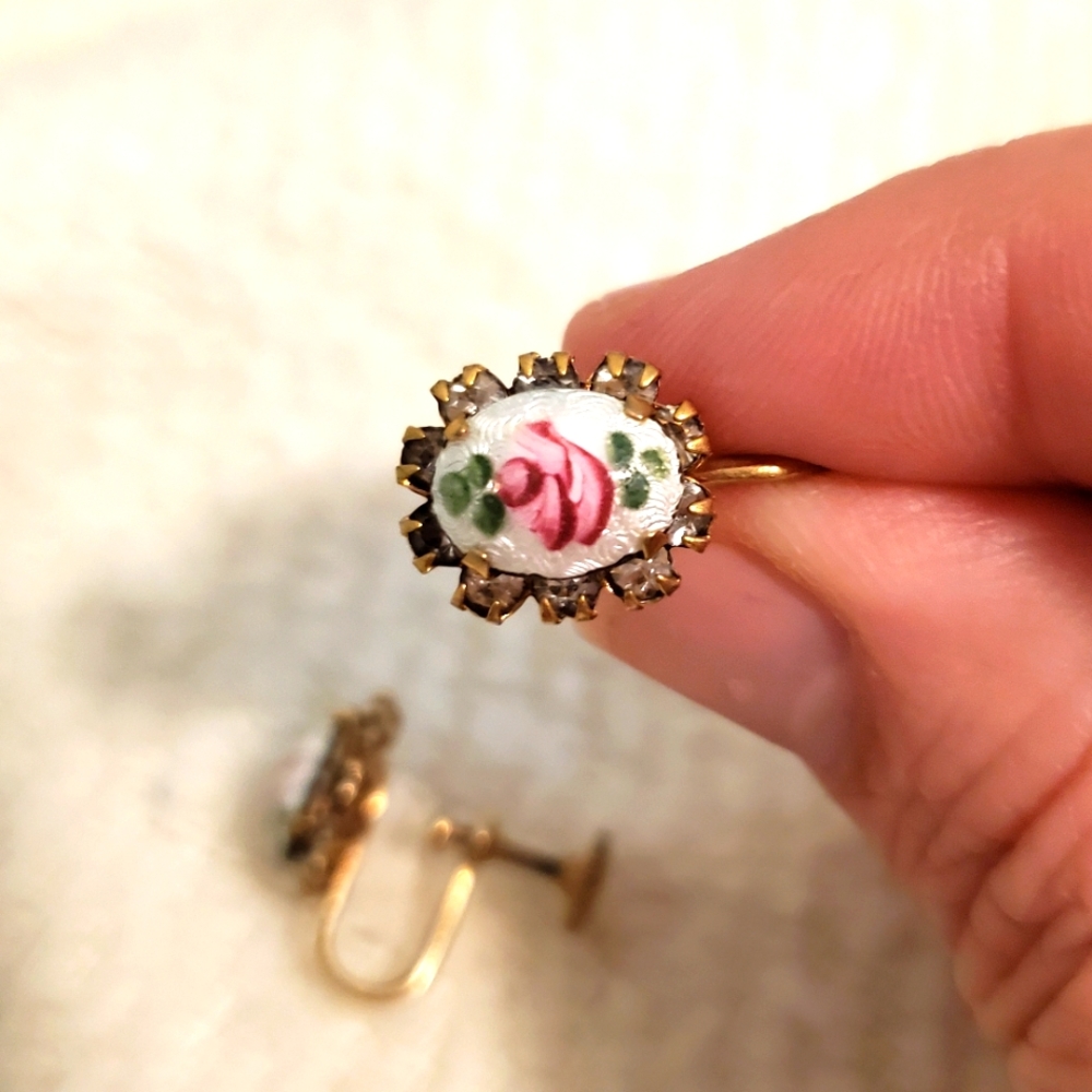 Vintage Rose Clip Earrings
